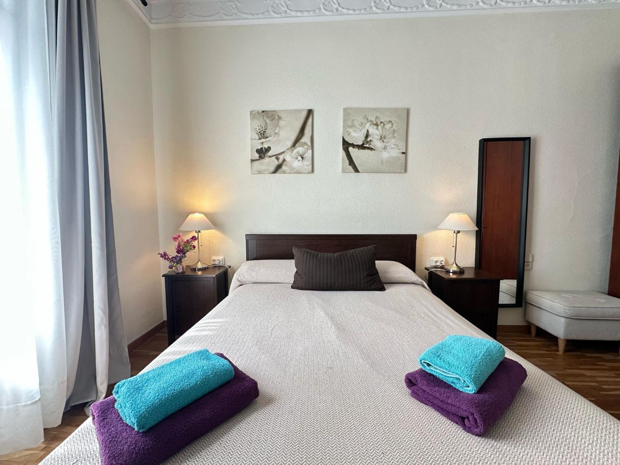 Rooms Aribau Barcelona Eksteriør billede