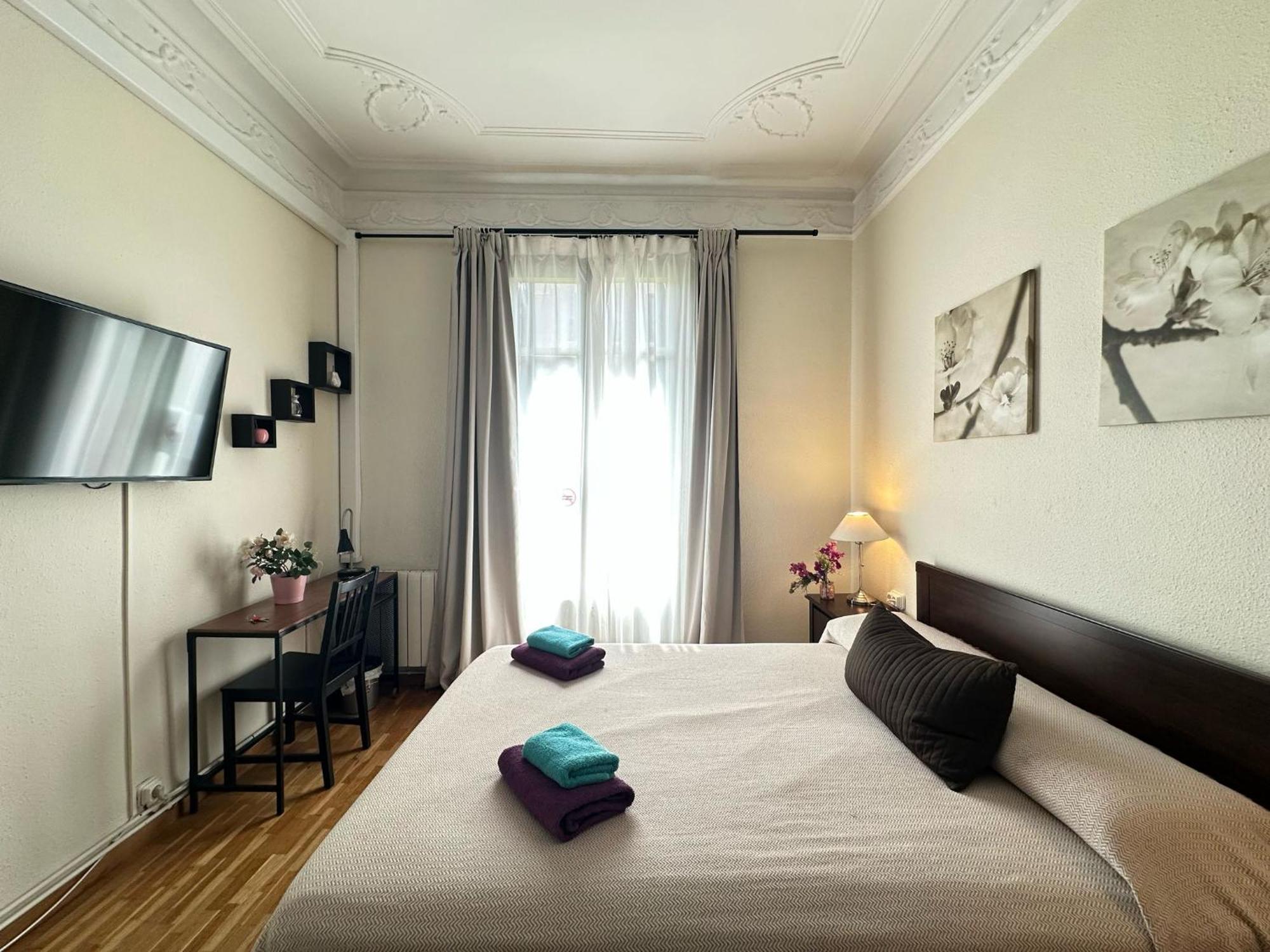 Rooms Aribau Barcelona Eksteriør billede